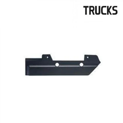LAMPU KEPALA VOLVO BEZEL MELINDUNGI PLAT L 8141289 3141289